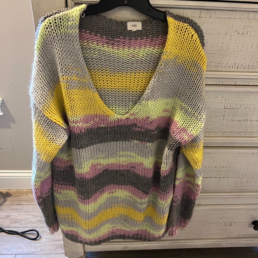 Boutique sweater size s/m